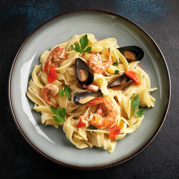 Tonnarelli cu Fructe de Mare 